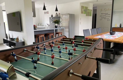 Boersch Villa | New upmarket boutique villa.