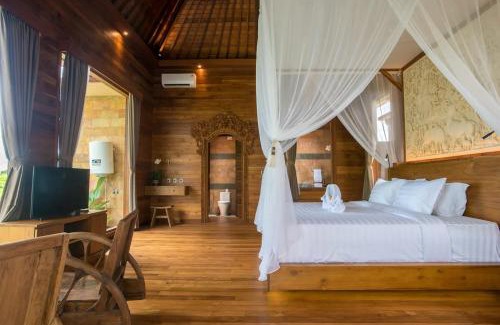 Pengosekan Villa | New villa at the edge of rice field & free scooter