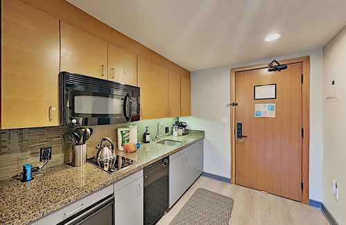 Mammoth Lakes Condo | Newest at the Monache @ Village-Private Balcony-Stunning Views, 5 Star