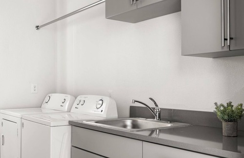 El Paso House | Newly Built Home! Lost Dog Home