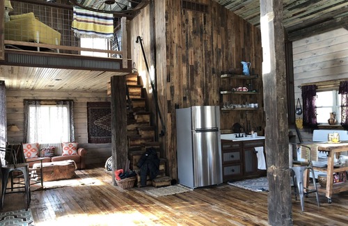 Burlington House | Newly built house in Rabbit Hash with Old World charm/Creation museum and ark.