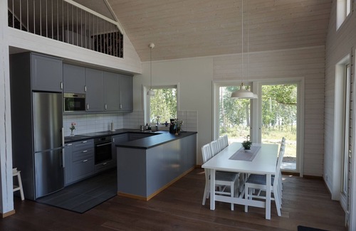 Sissehult House | Newly built modern house solely located directly by the lake with its own dock and boat