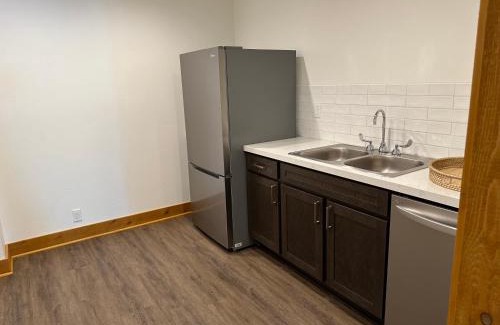 Mammoth Lakes House | Newly Built Updated 3 Bed 2 and a half bath Creekhouse at Snowcrk Resort 1463 Amazing Mountain Views