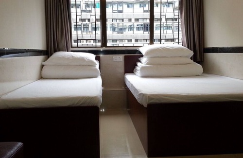 Mong Kok Apartment | Newly Decorated Comfort Guesthouse