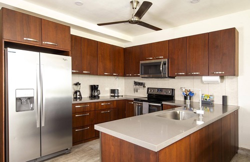 Playa Flamingo Condo | Newly Remodeled Beachfront Condo, Ground-Floor Terrace & Direct Access to Playa Flamingo