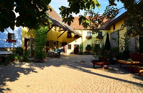 Ebertsbronn Apartment | Newly renovated apartment (40sqm) ideal for families of up to 4 people