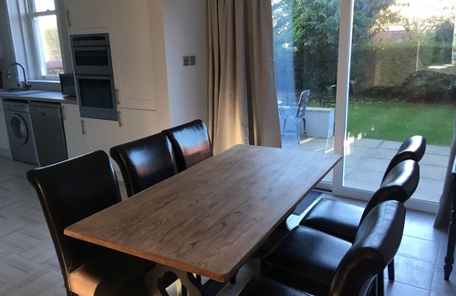 Troon Apartment | Newly renovated apartment close to Royal Troon Golf Club and Troon town centre