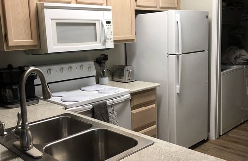 Foothills Condo | Newly Renovated Condo: Foothills View & Resort Amenities