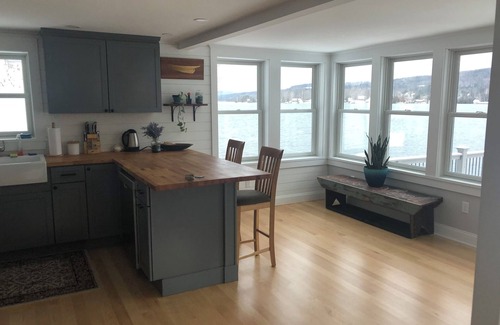 Cabot House | Newly Renovated House on Joe’s Pond