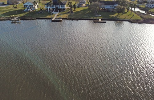 Brazoria House | Newly renovated house 10 mins. from the Intracoastal on the San Bernard River!