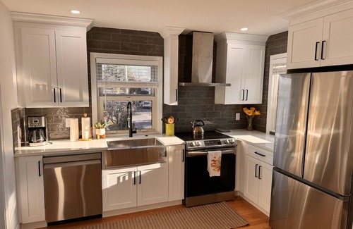 Ipswich Apartment | NEWLY RENOVATED STUDIO CLOSE TO DOWNTOWN IPSWICH