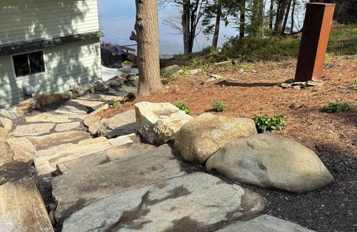 Jefferson Cottage | Newly Renovated Waterfront House on Lake Damariscotta; Quiet Winter Retreat!