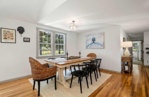 Eastham House | Newly Updated Home Close to Beaches