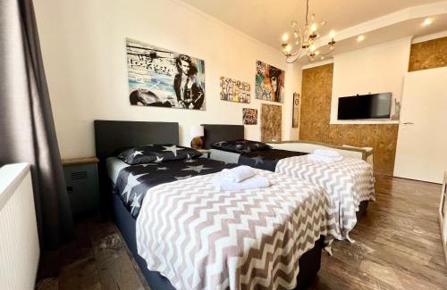 Altendorf Apartment | NewYork Suite für 4 mit Küche und WIFI