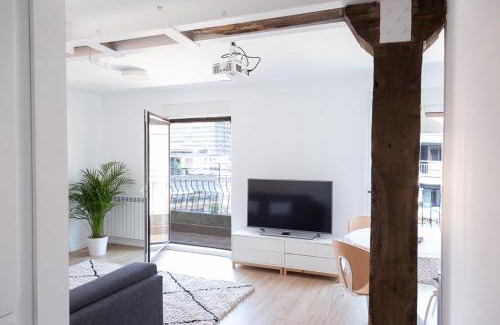 Egia Apartment | Next city center San Sebastian Bus & Train Station Free wifi