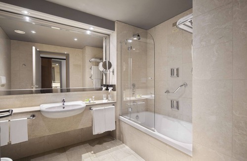 Millefonti Hotel | NH Torino Lingotto Congress