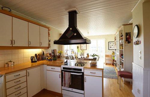 Vastra Frolunda House | Nice and comfortable villa at the historic Naset in the Gothenburg archipelago