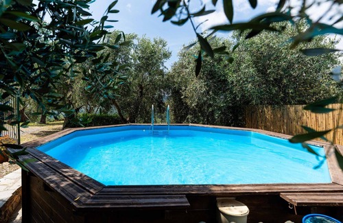 Civezza Apartment | Nice apartment for 10 guests with pool, WIFI, patio and pets allowed