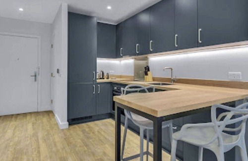 Preston Apartment | Nice apartment for 2 guests with WIFI, TV and terrace
