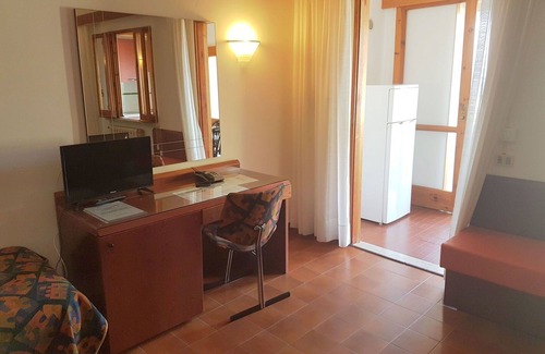 Sperlonga Apartment | Nice apartment for 3 people with pool, WIFI, A/C, TV, terrace and pets allowed
