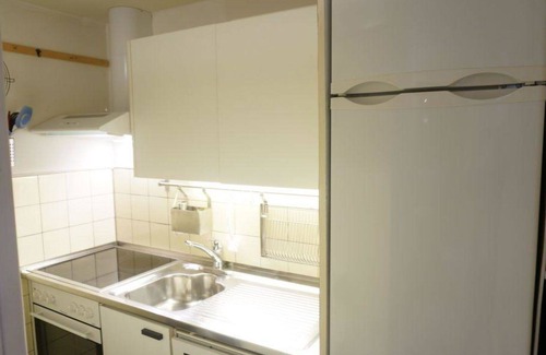 Gstaad Apartment | Nice apartment for 4 guests with WIFI, TV, balcony and pets allowed