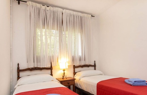 Sa Riera Apartment | Nice apartment for 4 guests with WIFI, TV, balcony and parking