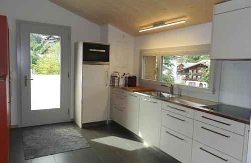 Zweisimmen Apartment | Nice apartment for 4 people with WIFI and balcony