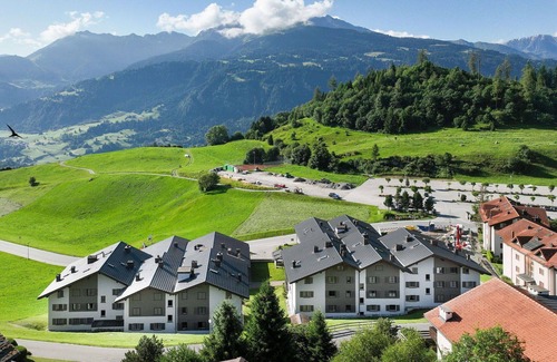 Falera Apartment | Nice apartment for 4 people with pool, WIFI, TV, balcony and panoramic view