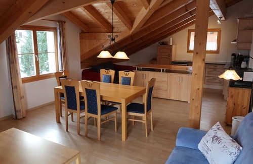 Riom-Parsonz Apartment | Nice apartment for 6 guests with WIFI, TV, balcony, pets allowed, panoramic view and parking