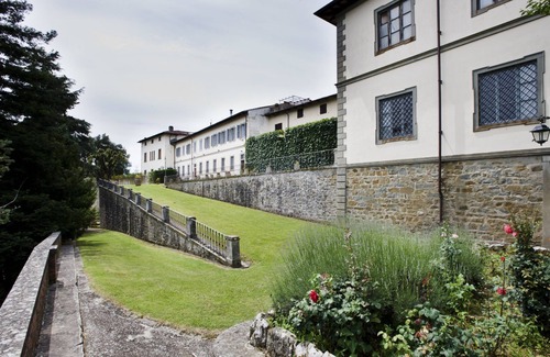 Cicogna Apartment | Nice apartment for 6 people with WIFI, pool, pets allowed, panoramic view and parking