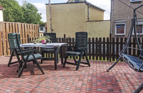 Sargstedt Apartment | Nice apartment for 2 guests with WIFI, TV, terrace and pets allowed