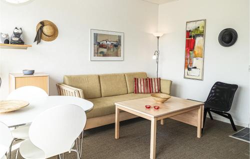 Sandkaas Apartment | Nice Apartment In Allinge