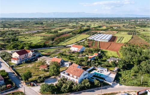 Skabrnja Apartment | Nice Apartment In Prkos With Wifi