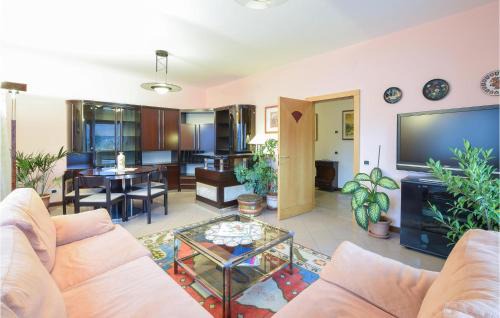 Sovramonte Apartment | Nice Apartment In Sovramonte With Wifi