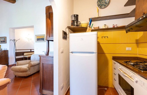 Poderi Villa | Nice apartment in villa with WIFI, hot tub, private pool, TV, patio, pets allowed and panoramic .