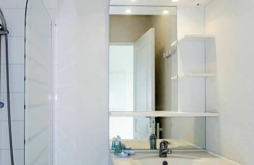 Crozon House | Nice apartment in villa for 6 people with pool, WIFI, TV, terrace, pets allowed and parking