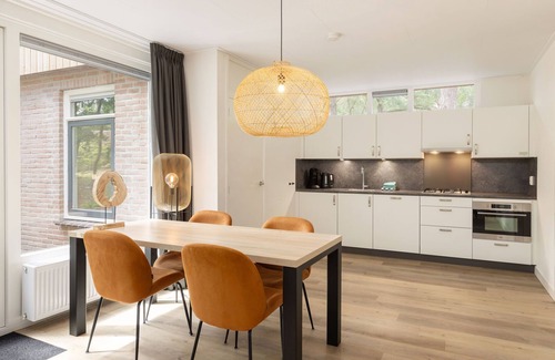 Vlierden House | Nice bungalow in a car-free park