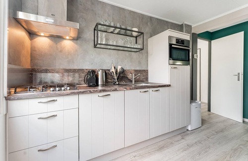 Kaatsheuvel House | Nice bungalow with wellness close to Efteling