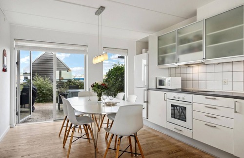 Assens House | Nice home in Assens with house sea view