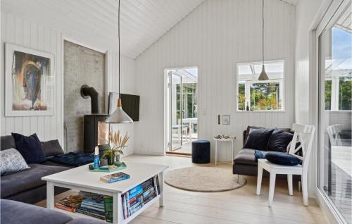 Blokhus House | Nice Home In Blokhus With Kitchen