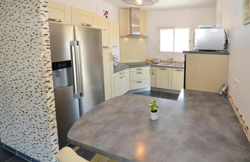 Ceyreste House | Nice home in Ceyreste with 5 Bedrooms, Jacuzzi and Outdoor swimming pool