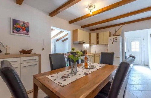 Dracevica House | Nice home in Dracevica with WiFi