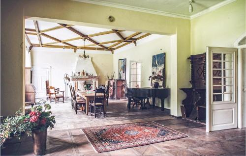 Friedland House | Nice Home In Eichhorst With Kitchen