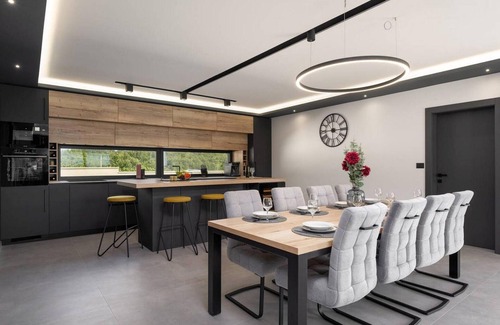 Gracisce House | Nice home in Gracisce