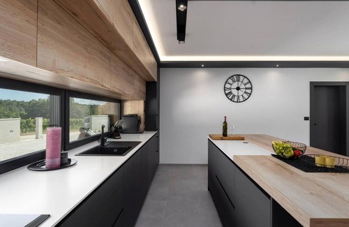 Gracisce House | Nice home in Gracisce