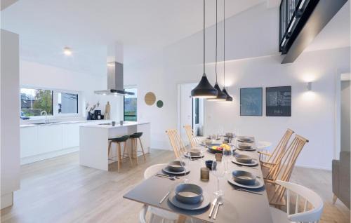 Lembruch House | Nice Home In Lembruchdümmer See