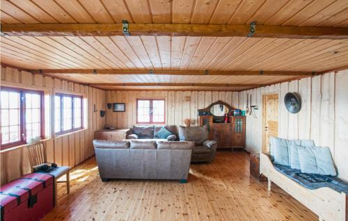 Verran House | Nice Home In Malm With Lake View
