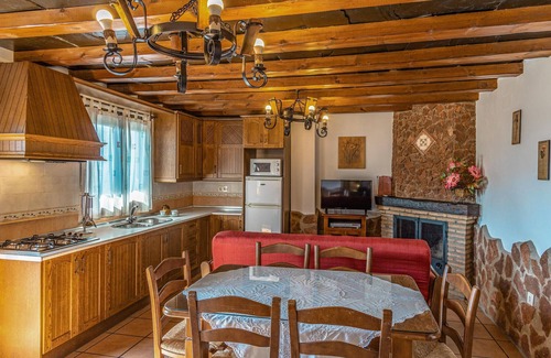 Mecina Bombaron House | Nice home in Mecina Bombarón with WiFi