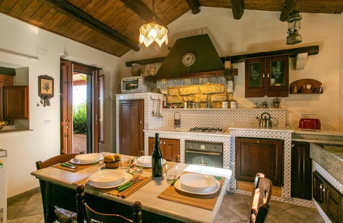 Casa Papa House | Nice home in Modica -RG- with sauna