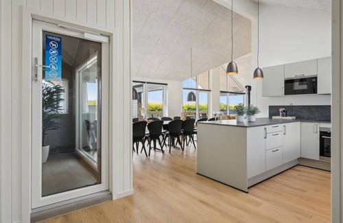 Hasmark Strand House | Nice home in Otterup with sauna